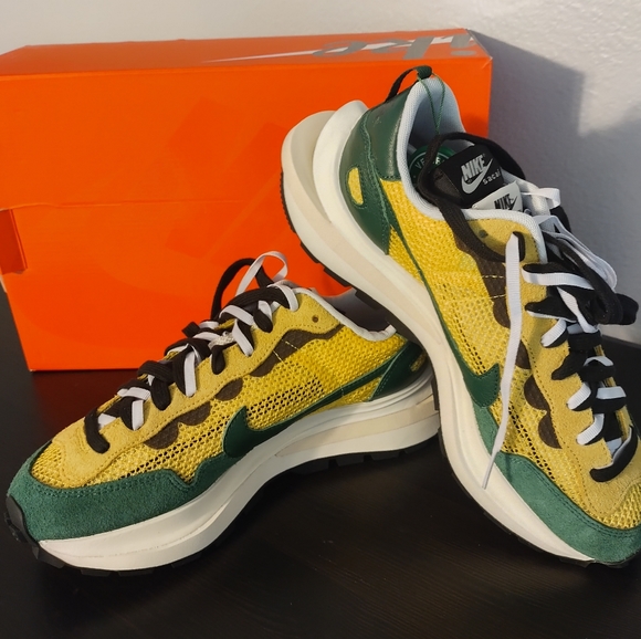 Nike Other - Nike Vaporwaffle x Sacai Size 10 Tour yellow